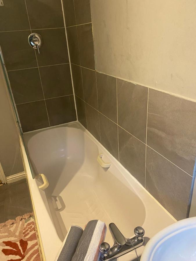 Bambz Apartment 3 Manchester Luaran gambar